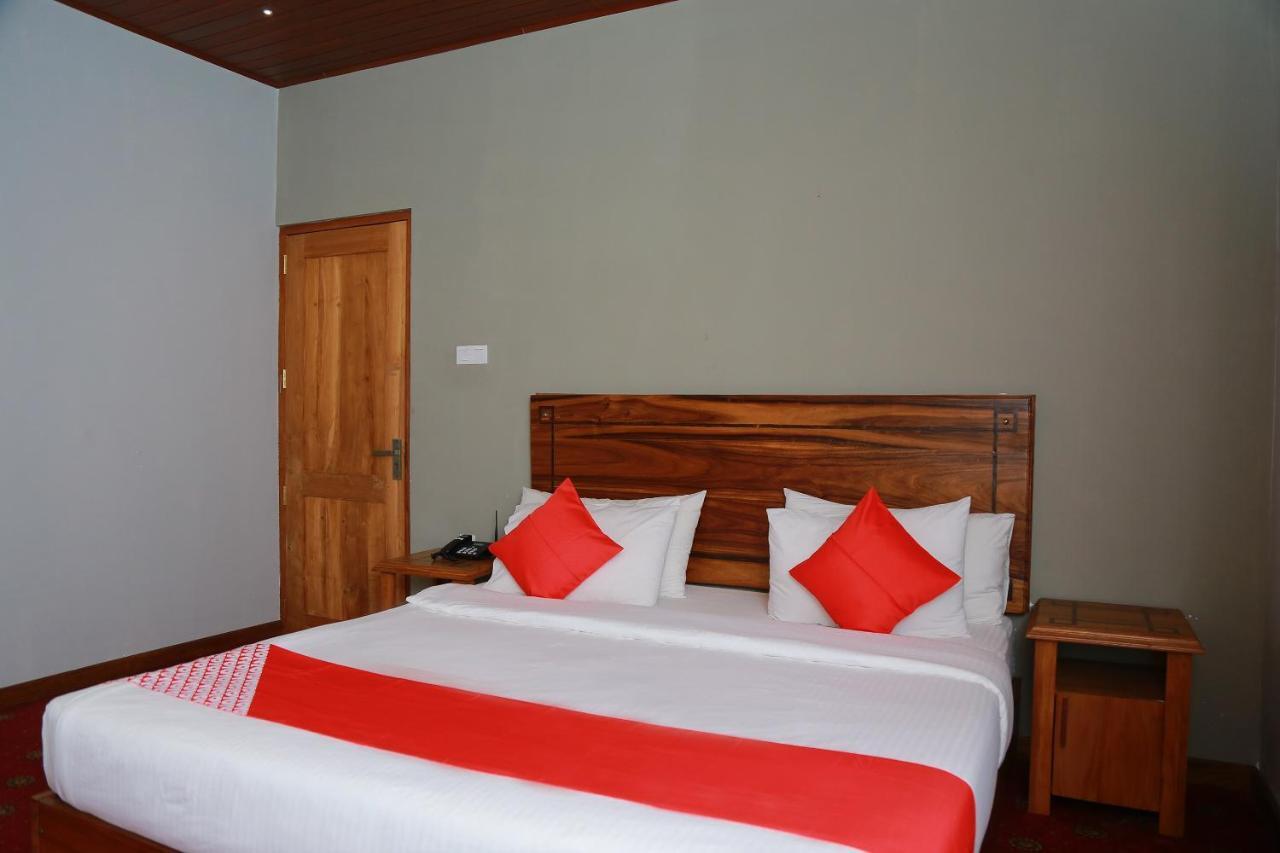 Oyo 278 Hotel Rivelka Kundasale الغرفة الصورة