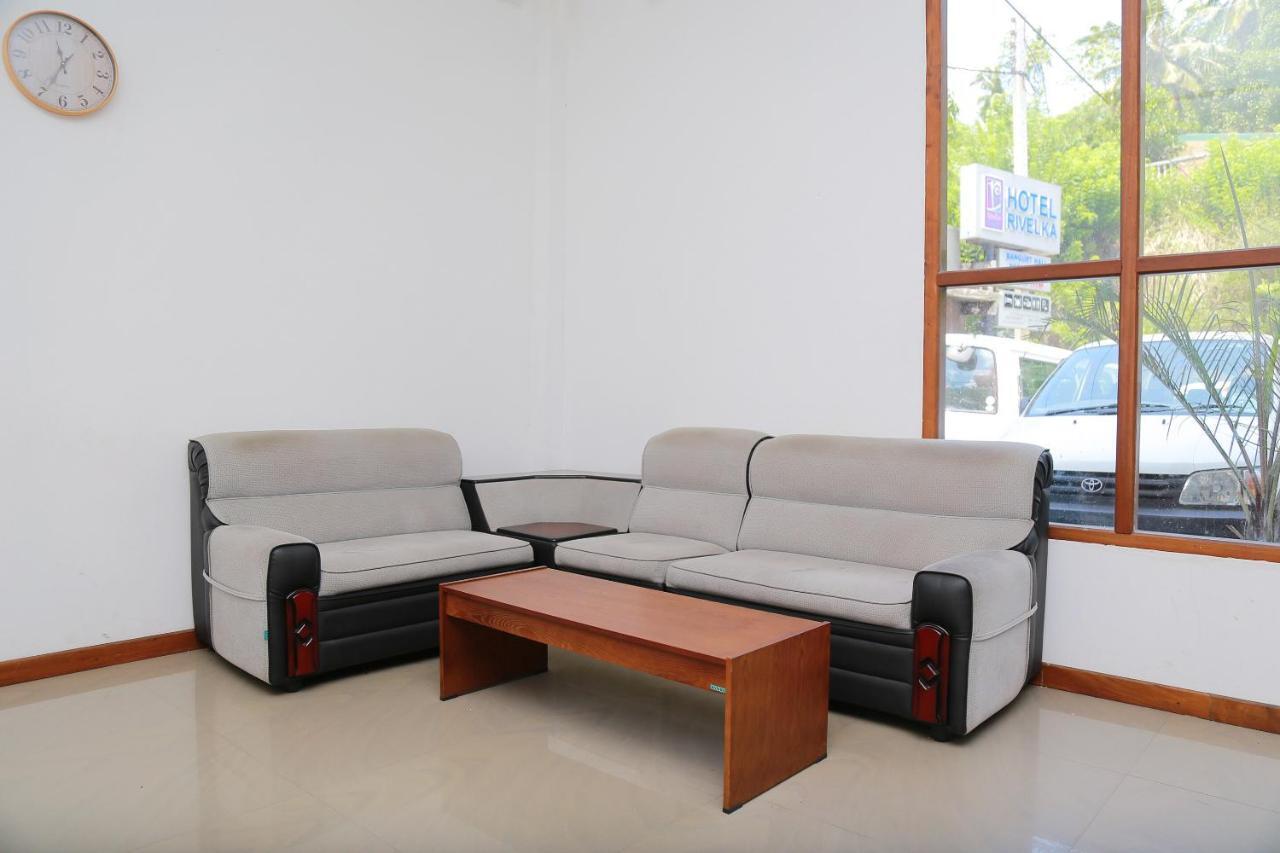 Oyo 278 Hotel Rivelka Kundasale المظهر الخارجي الصورة