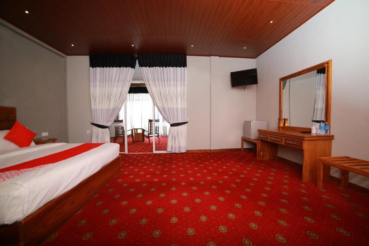 Oyo 278 Hotel Rivelka Kundasale المظهر الخارجي الصورة