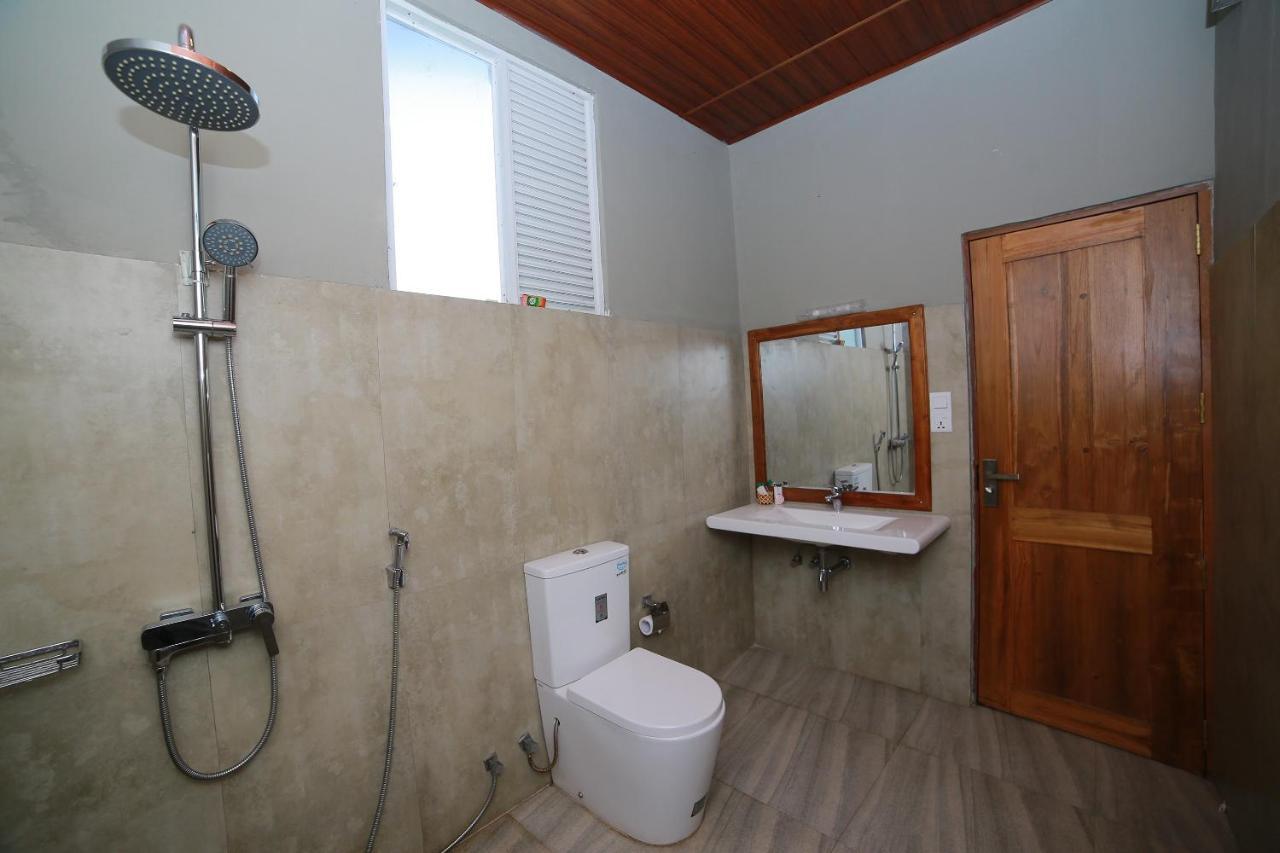 Oyo 278 Hotel Rivelka Kundasale المظهر الخارجي الصورة